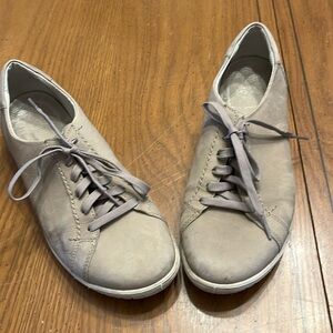 Dansko size 41 (10.5-11) neutral gray lace up leather sneakers walking shoes